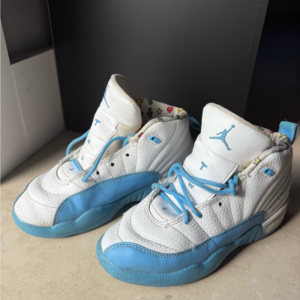 Nike Kids White and Light Blue Sneakers
